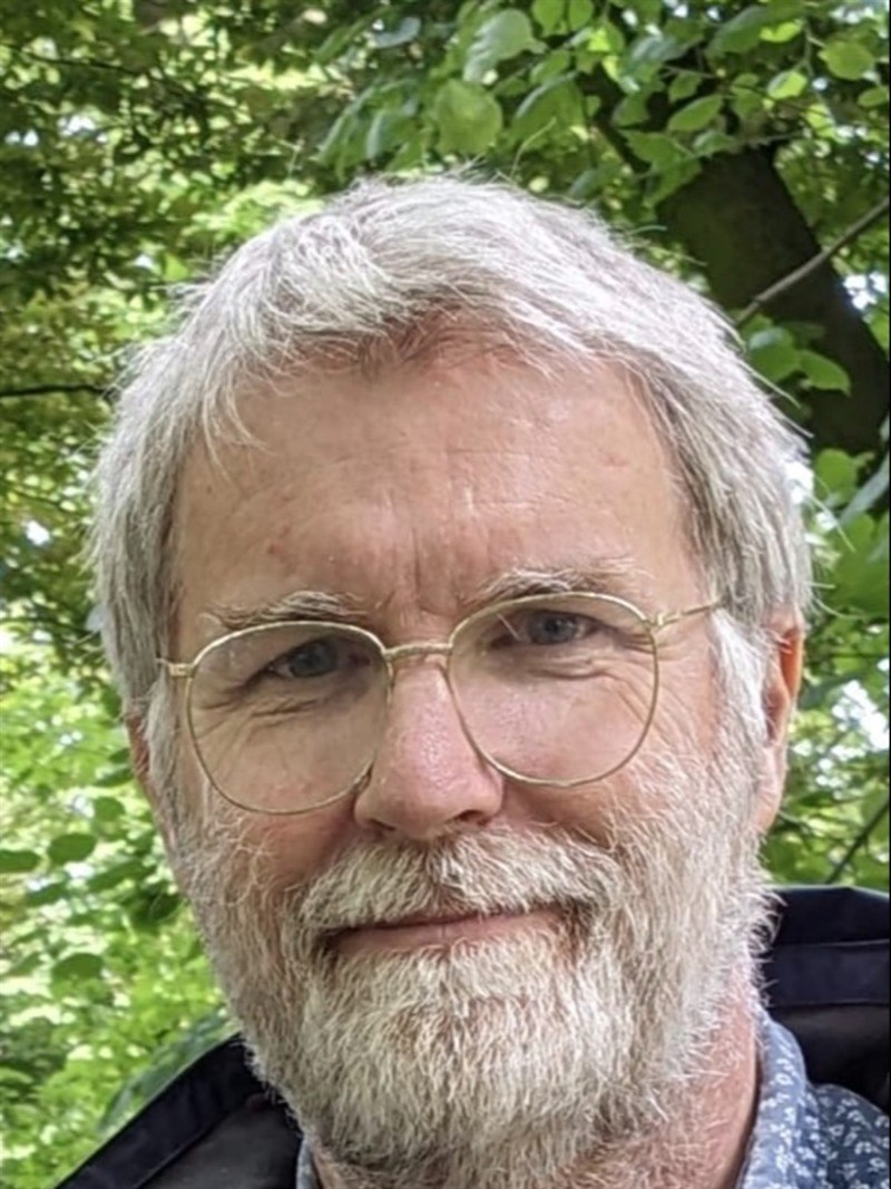 Nigel Riley